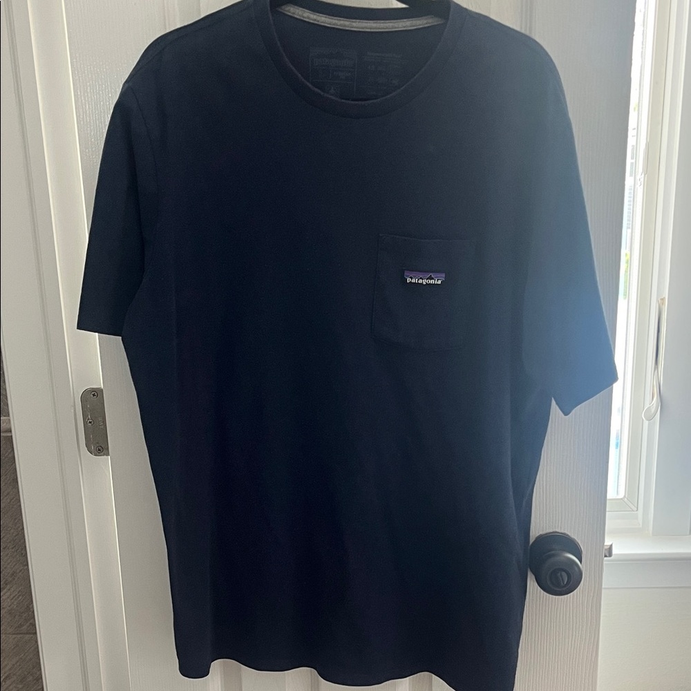 Patagonia Men's Dark Blue Short Sleeve Tee